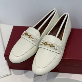 페라가모 간치니 로고 버클 로퍼