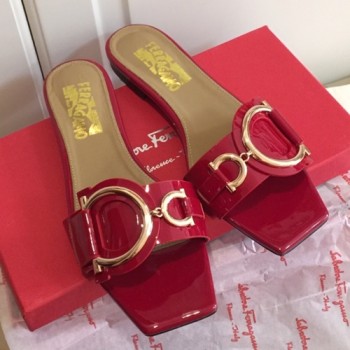 페라가모 간치니 로고 슬리퍼,뮬