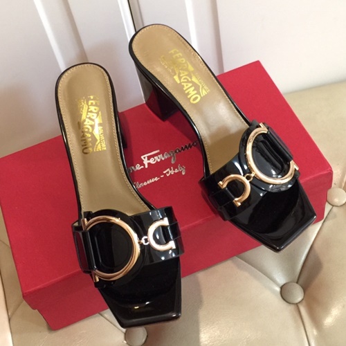 페라가모 간치니 로고 슬리퍼,뮬