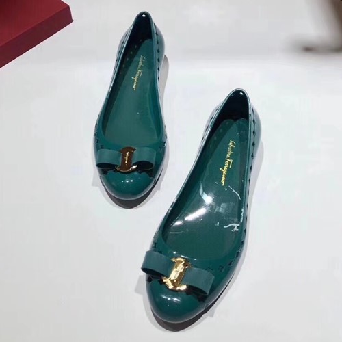 페라가모 리본 젤리슈즈