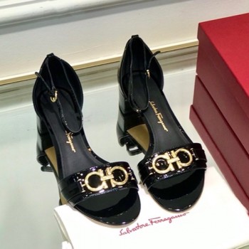 페라가모 바라 간치니 샌들