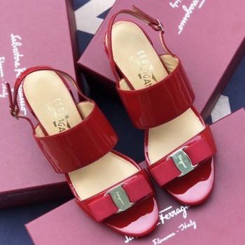 페라가모 바라 보우 샌들힐