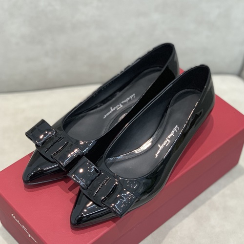 페라가모 비바 플랫슈즈