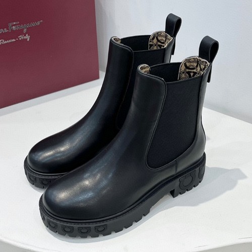 페라가모 앵클부츠