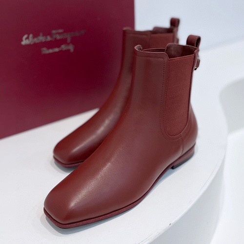 페라가모 앵클부츠