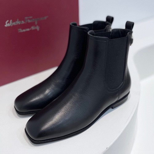 페라가모 앵클부츠