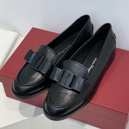 페라가모 페라가모 비바 로퍼