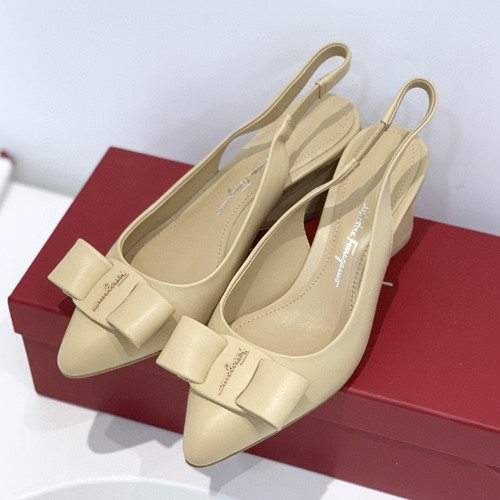 페라가모 페라가모 비바 슬링백