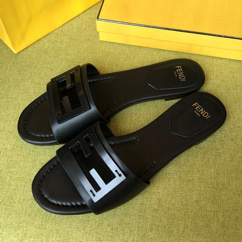 펜디 FF 로고 플라크 슬라이더 뮬 슬리퍼