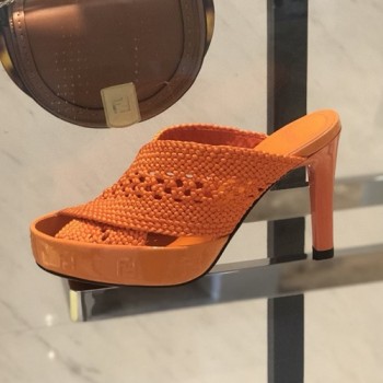 펜디 REFLECTIONS 리플