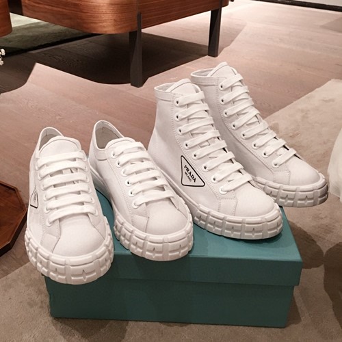 프라다 개버딘 로우탑 스니커즈, 하이탑