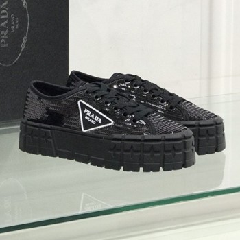 프라다 개버딘 휠 스니커즈