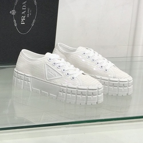 프라다 개버딘 휠 스니커즈