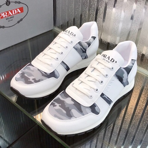 프라다 남성용 스니커즈