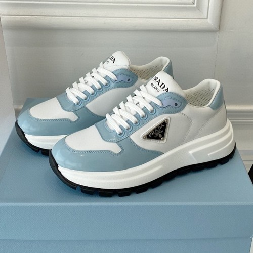 프라다 로우탑 스니커즈