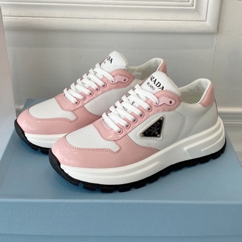 프라다 로우탑 스니커즈