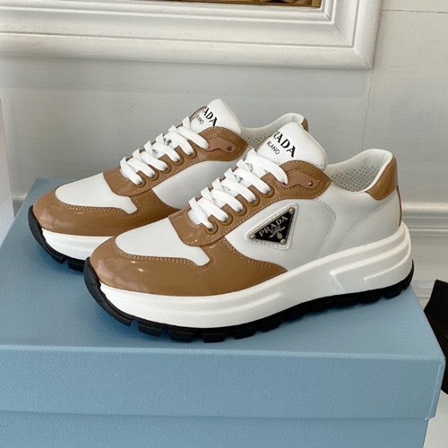 프라다 로우탑 스니커즈