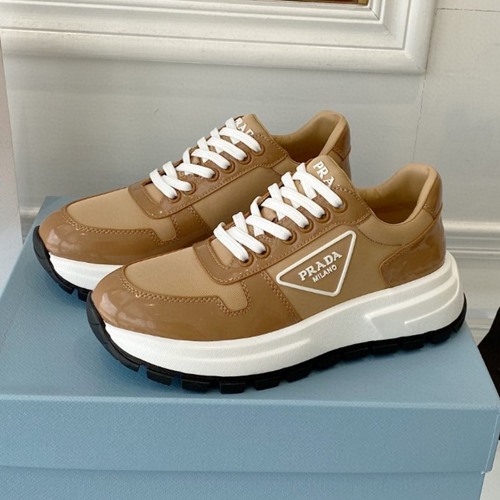 프라다 로우탑 스니커즈