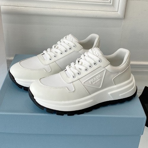 프라다 로우탑 스니커즈