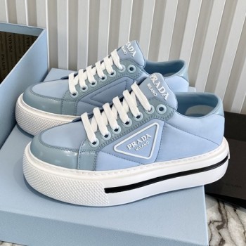 프라다 로우탑 스니커즈
