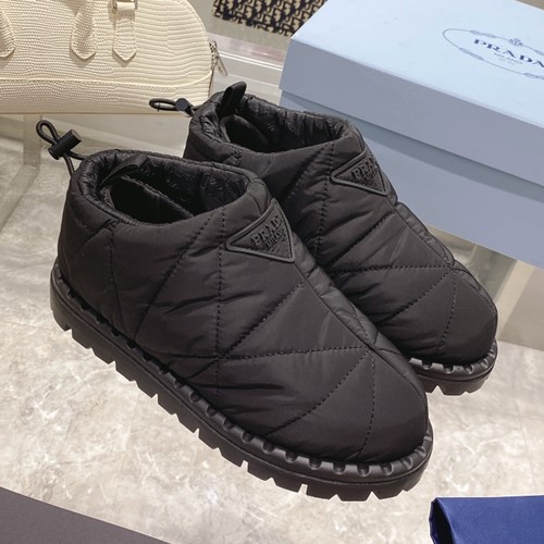 프라다 패딩 나일론 로우 부츠