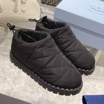 프라다 패딩 나일론 로우 부츠