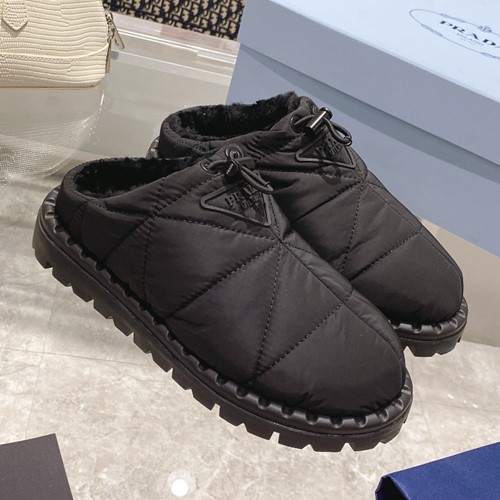 프라다 패딩 나일론 뮬 샌들