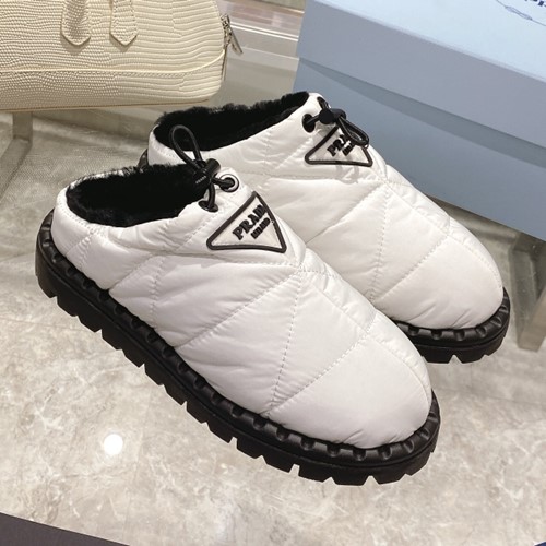 프라다 패딩 나일론 뮬 샌들