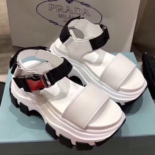 프라다 플랫폼 샌들
