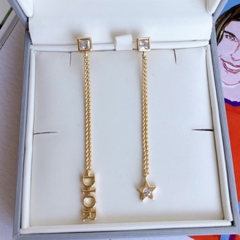 디올 CD로고 드롭 귀걸이