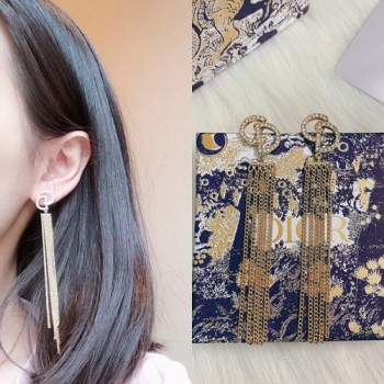 디올 CD로고 드롭 귀걸이