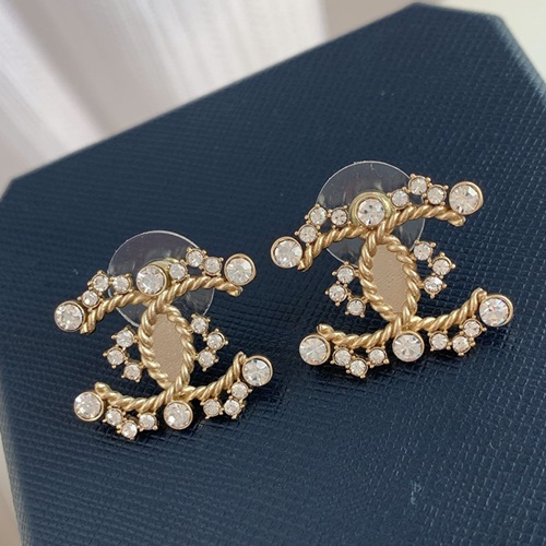 샤넬 C로고 귀걸이