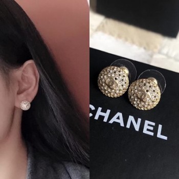 샤넬 C로고 귀걸이