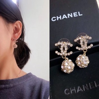 샤넬 C로고 귀걸이