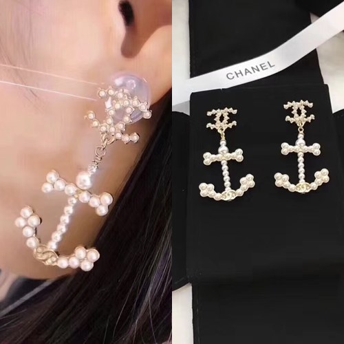 샤넬 C로고 귀걸이