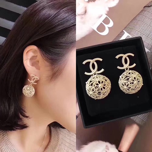 샤넬 C로고 귀걸이