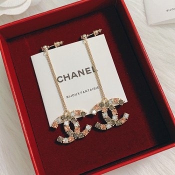 샤넬 C로고 드롭 귀걸이