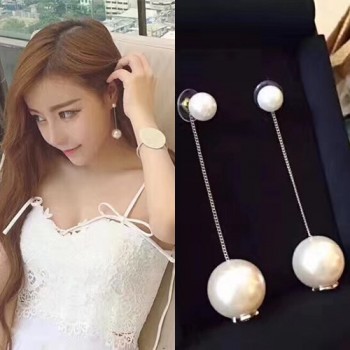 샤넬 C로고 진주 귀걸이