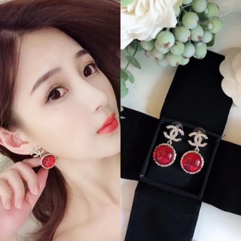 샤넬 C로고 크리스탈 귀걸이