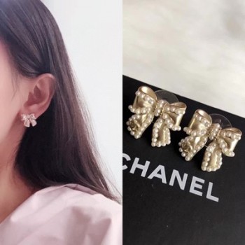샤넬 리본 진주 귀걸이