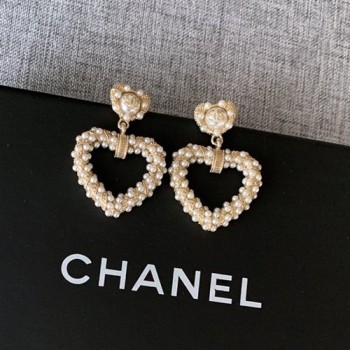 샤넬 하트 귀걸이