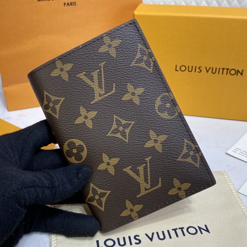 루이비통 모노그램 여권지갑