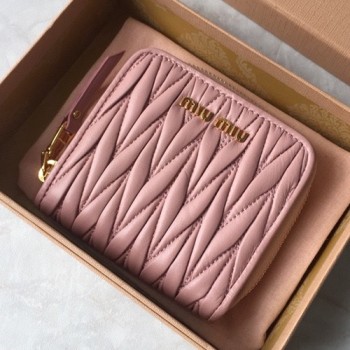 미우미우 마틀라쎄 반지갑