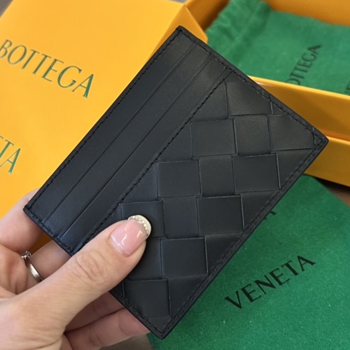 보테가 베네타 인트레치아토 카드 홀더